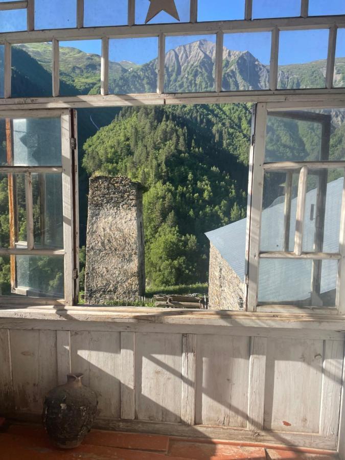 Gunter Guest House Adishi エクステリア 写真